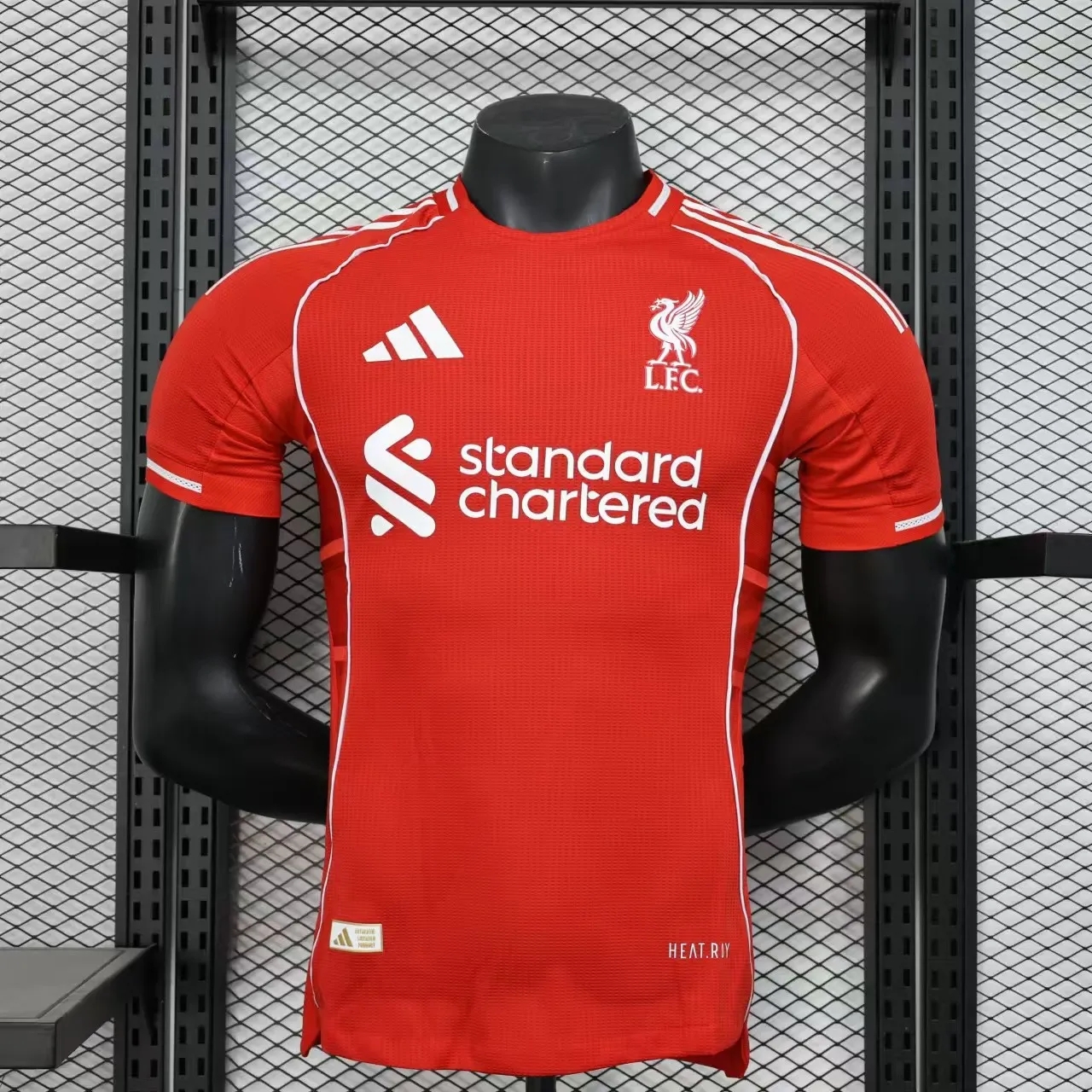 2049-1 25/26 Liverpool Home Player Version - Image 1